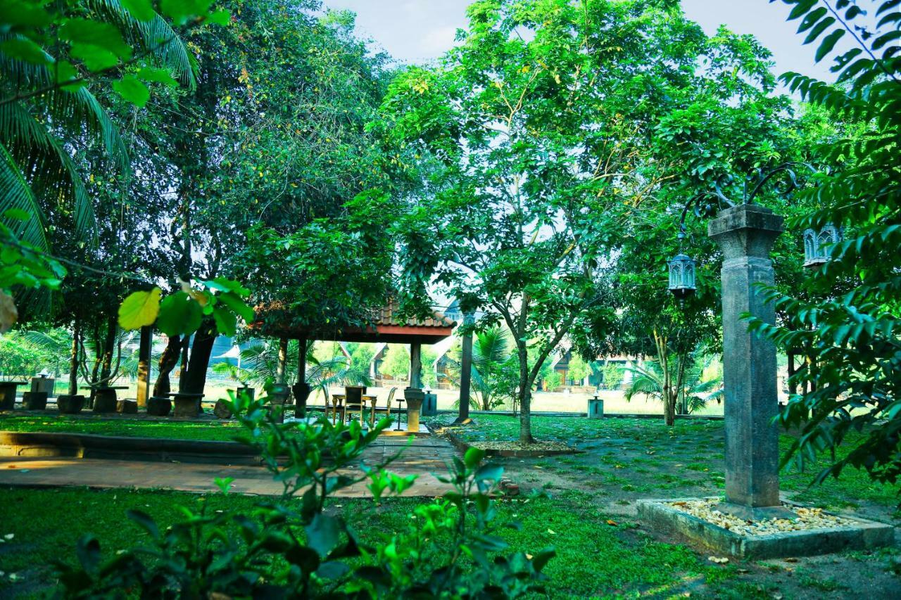 Avasta Resort And Spa Anuradhapura Eksteriør billede